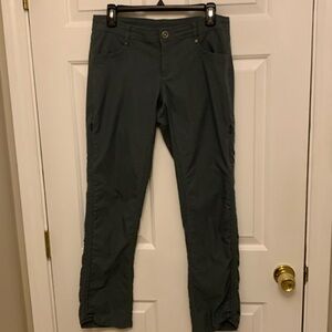 Womens KUHL Trekker pants draw cord leg size 8 like new condition!